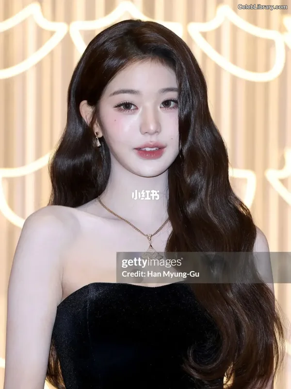 Jang Won-young  장원영 WONYOUNG photo 8 of 5846