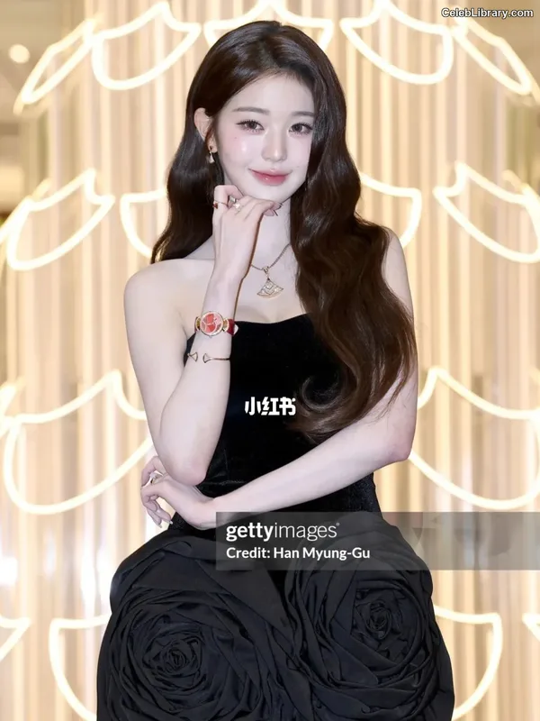 Jang Won-young  장원영 WONYOUNG photo 12 of 5846