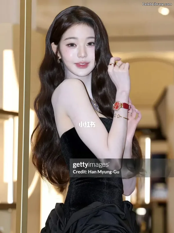 Jang Won-young  장원영 WONYOUNG photo 19 of 5846