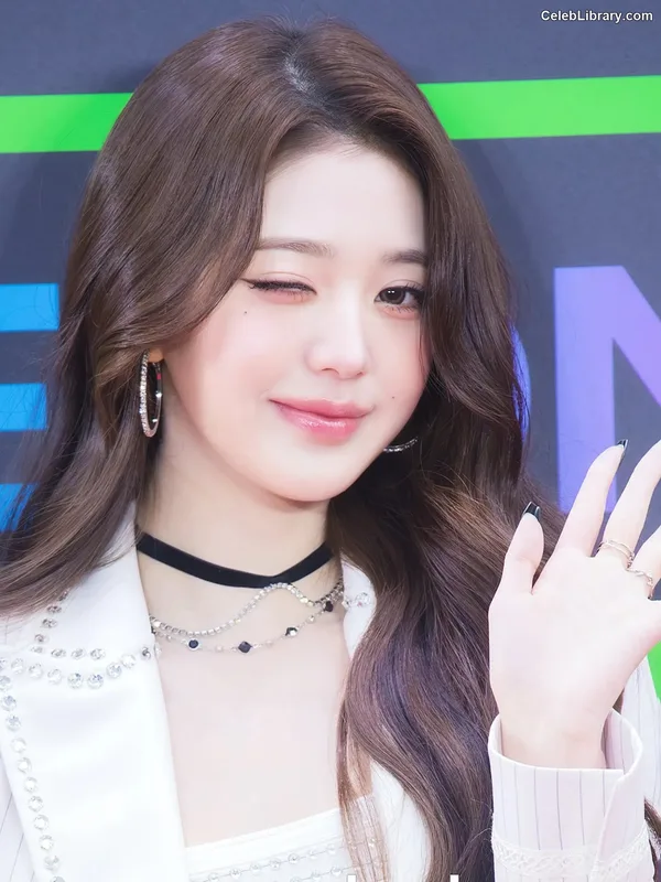 Jang Won-young  장원영 WONYOUNG photo 19 of 5846