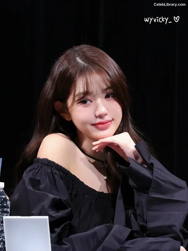 Jang Won-young  장원영 WONYOUNG photo 6 of 5846