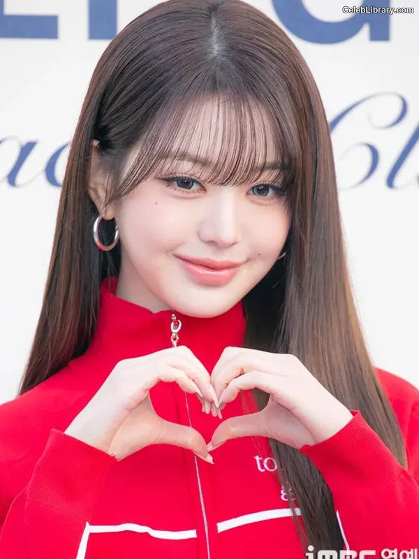 Jang Won-young  장원영 WONYOUNG photo 16 of 5846