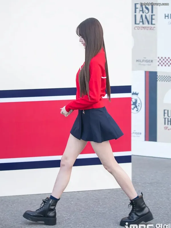 Jang Won-young  장원영 WONYOUNG photo 19 of 5846