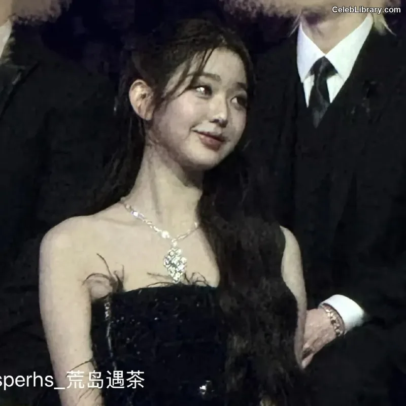 Jang Won-young  장원영 WONYOUNG photo 21 of 5846