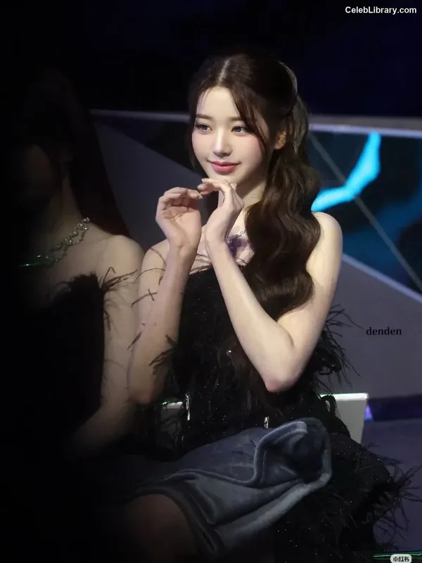 Jang Won-young  장원영 WONYOUNG photo 22 of 5846