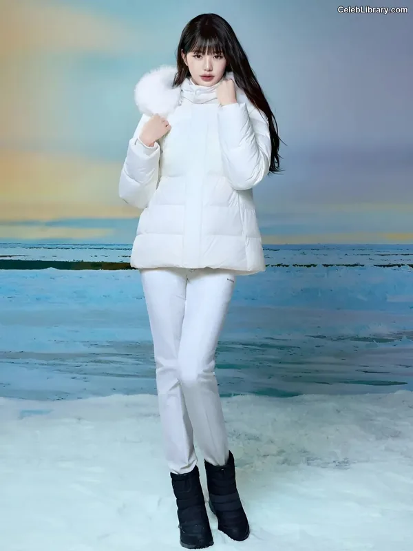 Jang Won-young  장원영 WONYOUNG photo 5 of 5846