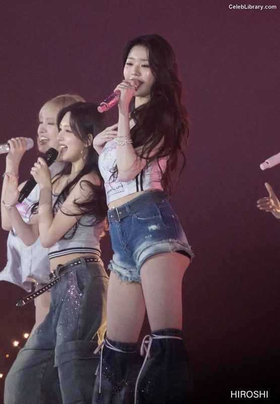 Jang Won-young  장원영 WONYOUNG photo 11 of 5846