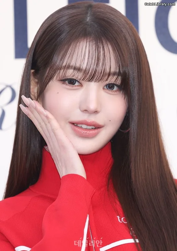 Jang Won-young  장원영 WONYOUNG photo 13 of 5846