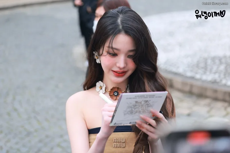 Jang Won-young  장원영 WONYOUNG photo 23 of 5846