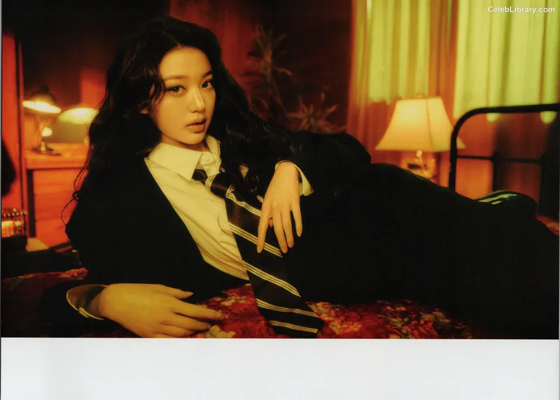 Jang Won-young  장원영 WONYOUNG photo 8 of 5846