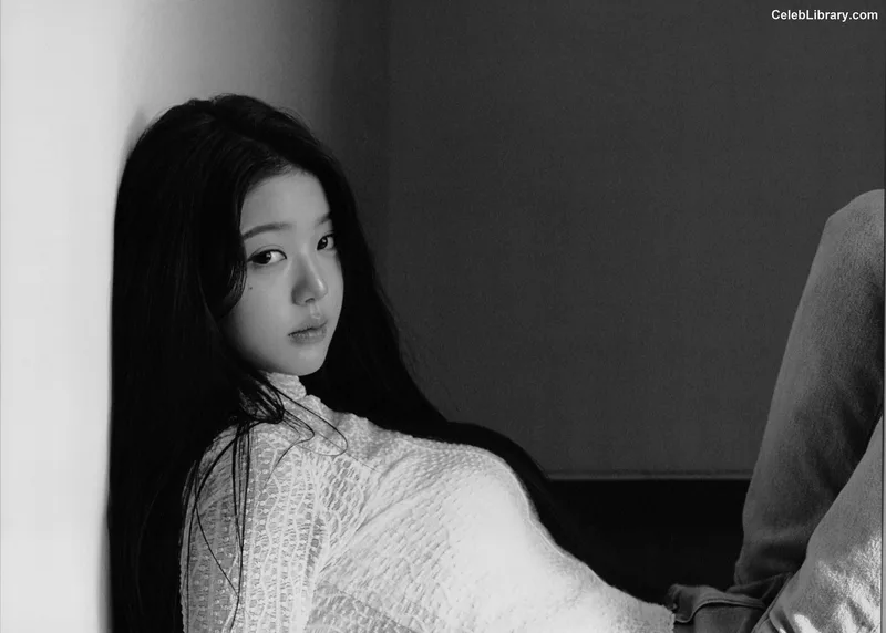 Jang Won-young  장원영 WONYOUNG photo 6 of 5846