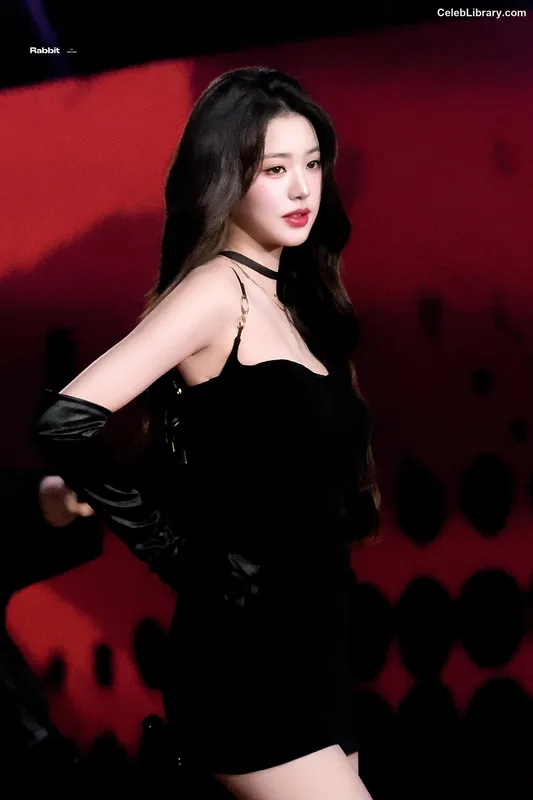 Jang Won-young  장원영 WONYOUNG photo 11 of 5846