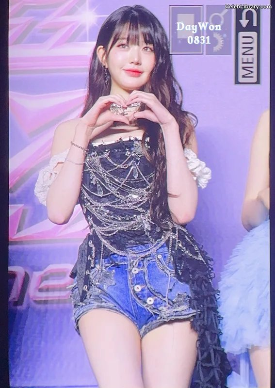 Jang Won-young  장원영 WONYOUNG photo 18 of 5846