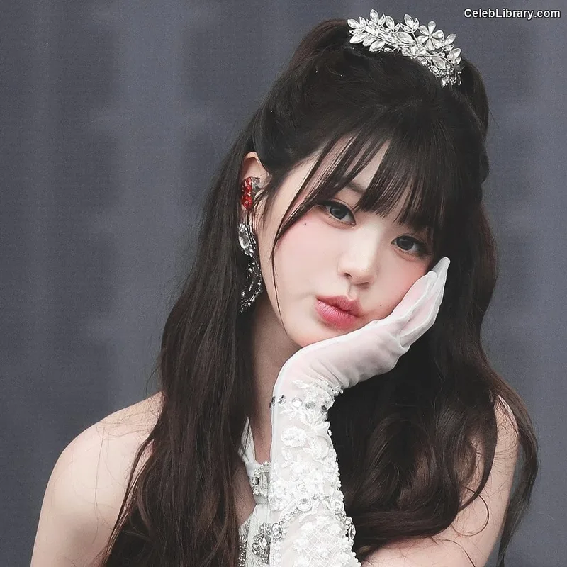 Jang Won-young  장원영 WONYOUNG photo 22 of 5846
