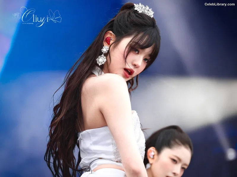 Jang Won-young  장원영 WONYOUNG photo 6 of 5846