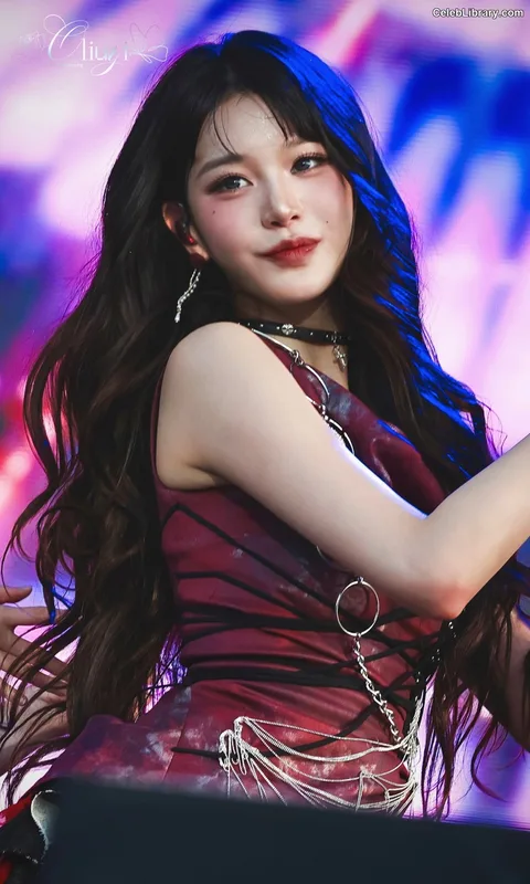 Jang Won-young  장원영 WONYOUNG photo 15 of 5846