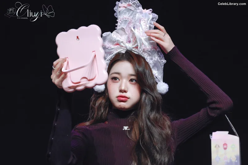 Jang Won-young  장원영 WONYOUNG photo 3 of 5846