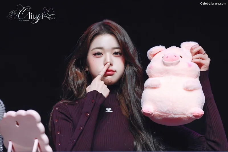 Jang Won-young  장원영 WONYOUNG photo 6 of 5846