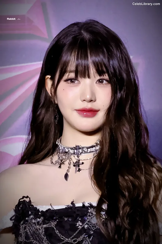Jang Won-young  장원영 WONYOUNG photo 11 of 5846