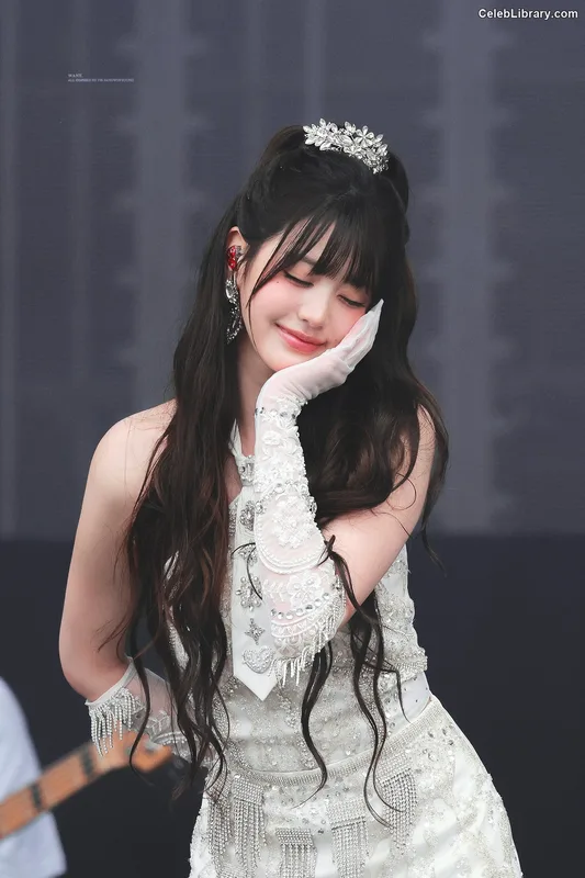 Jang Won-young  장원영 WONYOUNG photo 18 of 5846