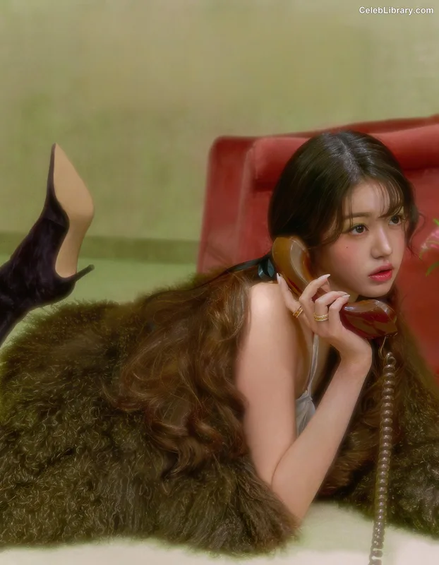 Jang Won-young  장원영 WONYOUNG photo 5 of 5846