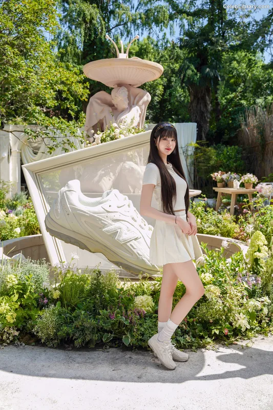 Jang Won-young  장원영 WONYOUNG photo 9 of 5846
