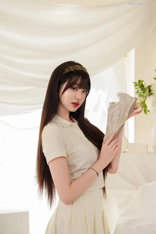 Jang Won-young  장원영 WONYOUNG photo 10 of 5846