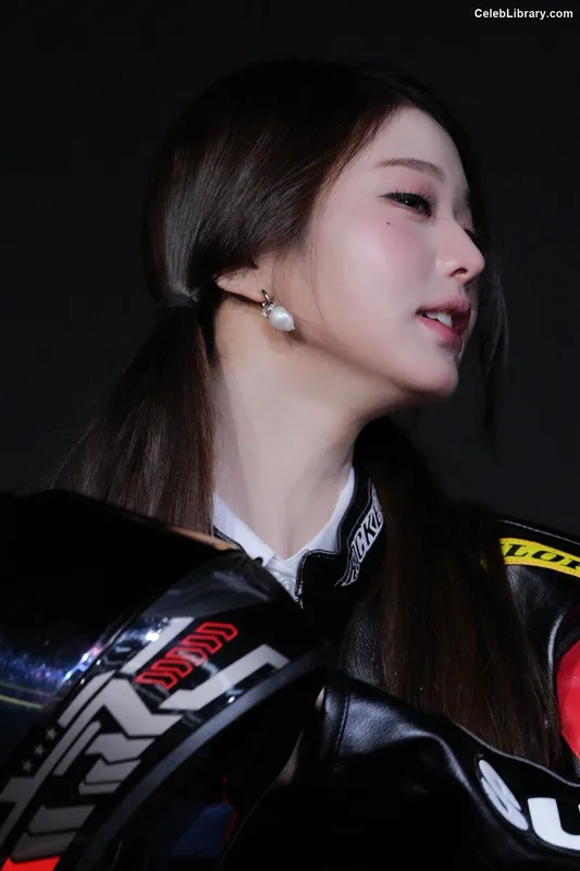 Jang Won-young 장원영 WONYOUNG photo 2 of 5846