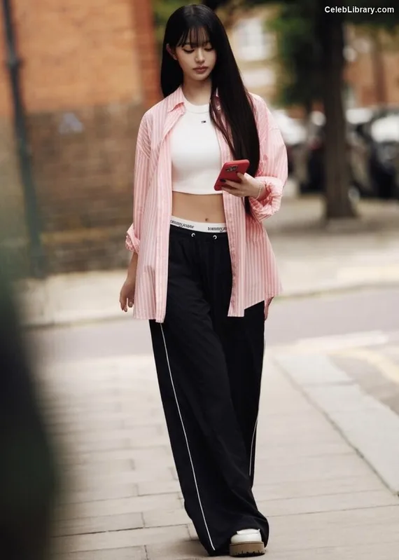 Jang Won-young 장원영 WONYOUNG photo 23 of 5846