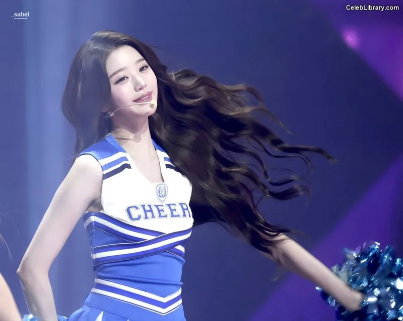 Jang Won-young 장원영 WONYOUNG photo 7 of 5846
