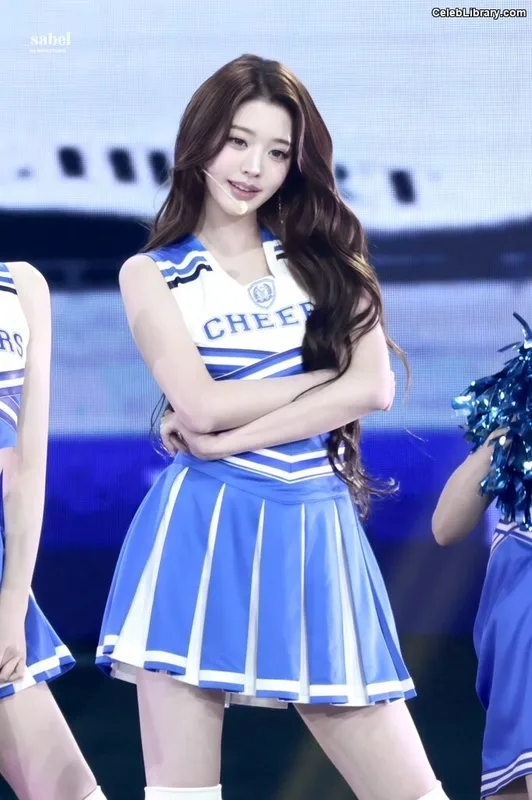 Jang Won-young 장원영 WONYOUNG photo 11 of 5846