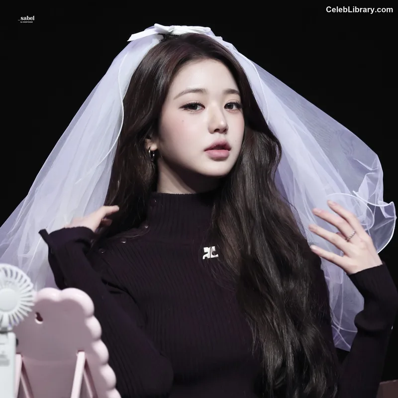 Jang Won-young 장원영 WONYOUNG photo 18 of 5846