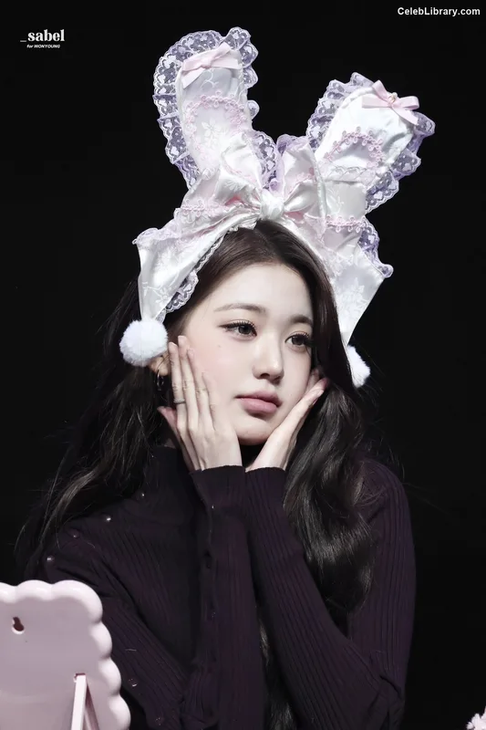 Jang Won-young 장원영 WONYOUNG photo 24 of 5846