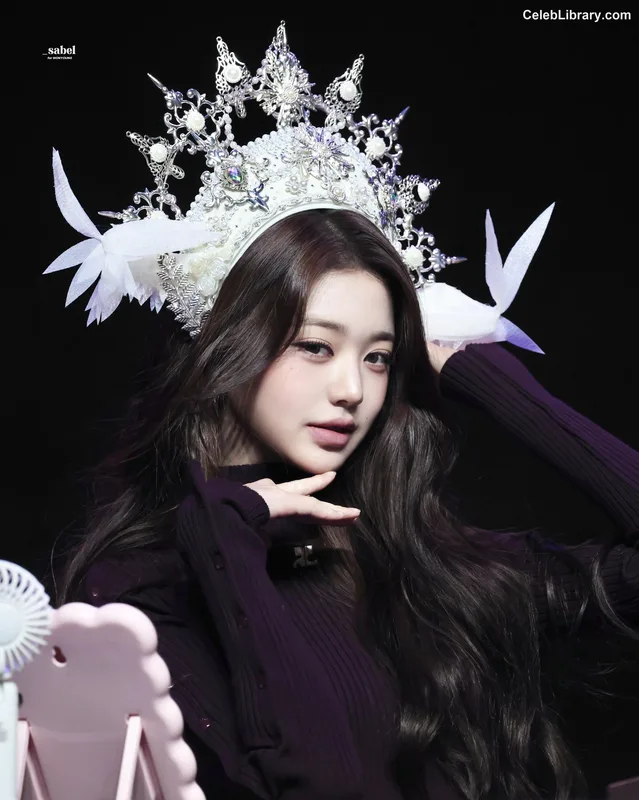 Jang Won-young 장원영 WONYOUNG photo 3 of 5846