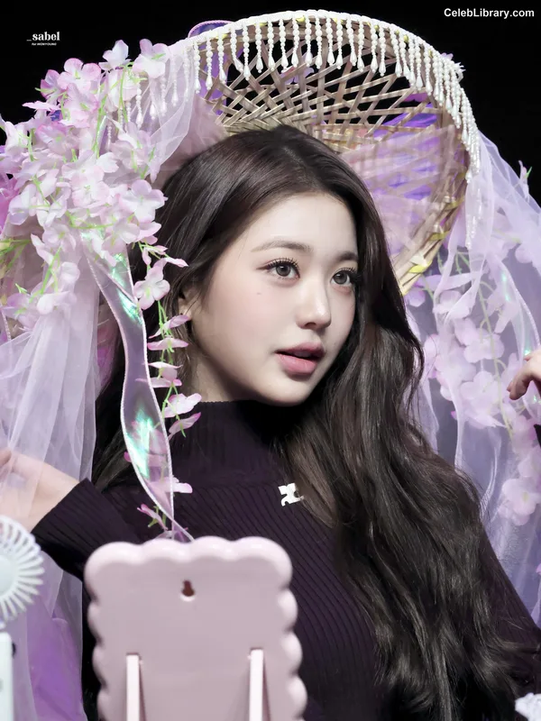 Jang Won-young 장원영 WONYOUNG photo 9 of 5846