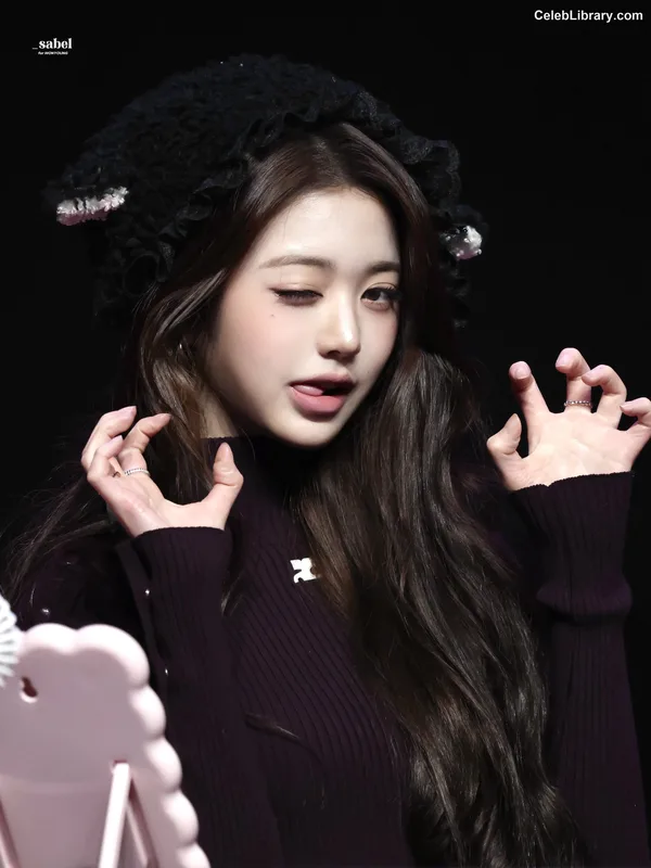 Jang Won-young 장원영 WONYOUNG photo 16 of 5846