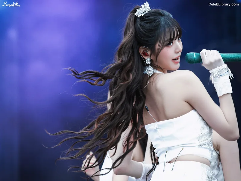 Jang Won-young 장원영 WONYOUNG photo 1 of 5846