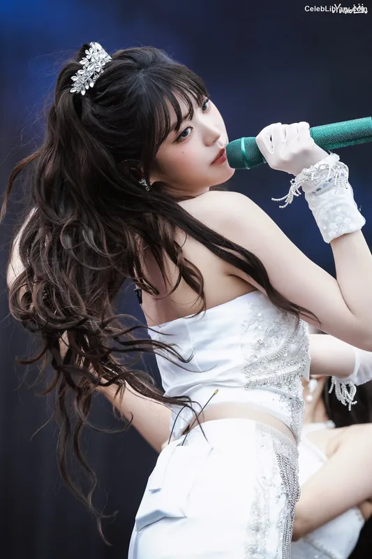 Jang Won-young 장원영 WONYOUNG photo 3 of 5846