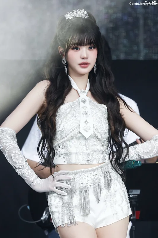 Jang Won-young 장원영 WONYOUNG photo 8 of 5846