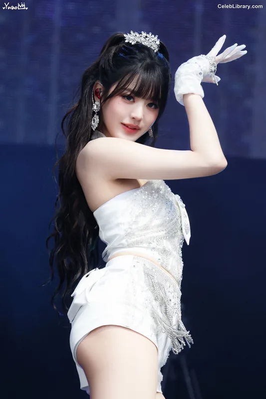 Jang Won-young 장원영 WONYOUNG photo 9 of 5846