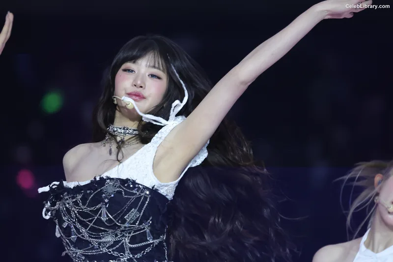 Jang Won-young  장원영 WONYOUNG photo 15 of 5846