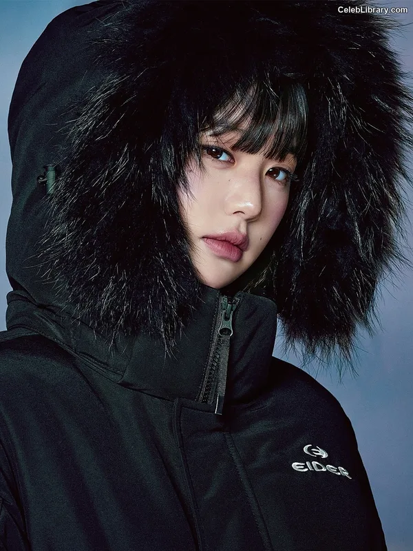 Jang Won-young  장원영 WONYOUNG photo 4 of 5846