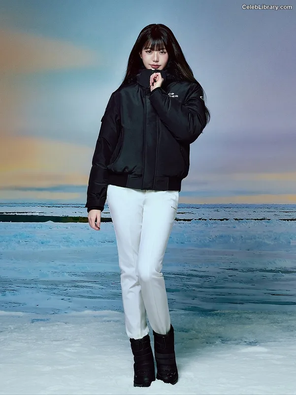 Jang Won-young  장원영 WONYOUNG photo 7 of 5846