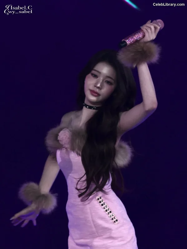 Jang Won-young  장원영 WONYOUNG photo 9 of 5846