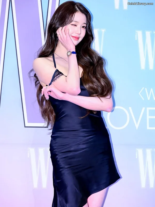 Jang Won-young  장원영 WONYOUNG photo 19 of 5846