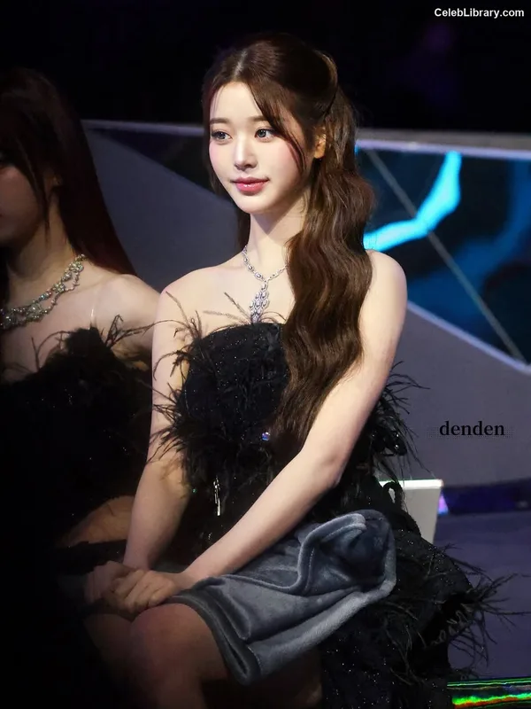 Jang Won-young  장원영 WONYOUNG photo 8 of 5846
