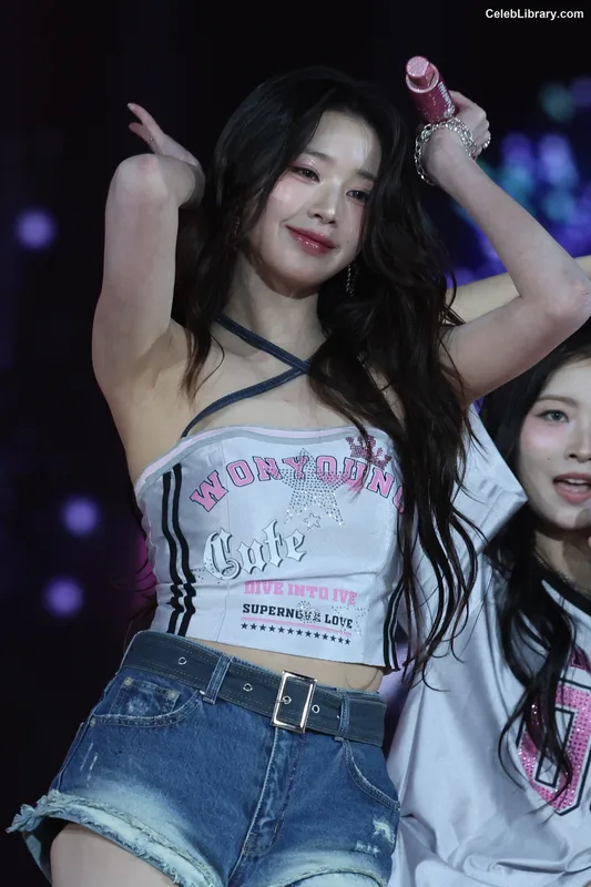 Jang Won-young  장원영 WONYOUNG photo 23 of 5846