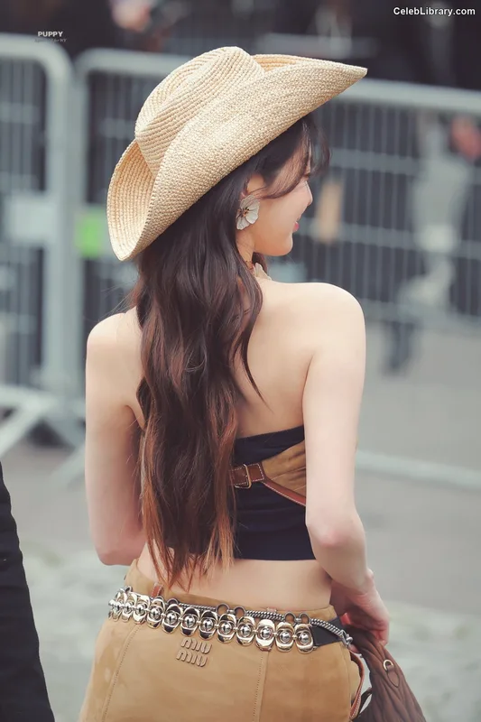 Jang Won-young  장원영 WONYOUNG photo 19 of 5846