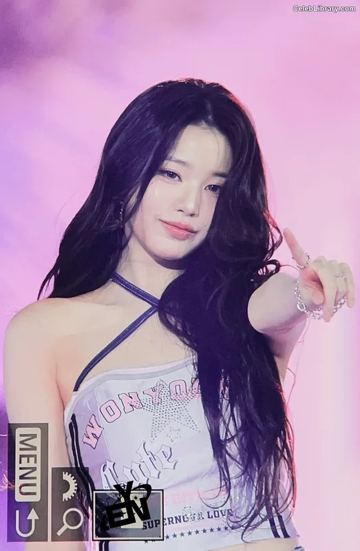 Jang Won-young  장원영 WONYOUNG photo 23 of 5846
