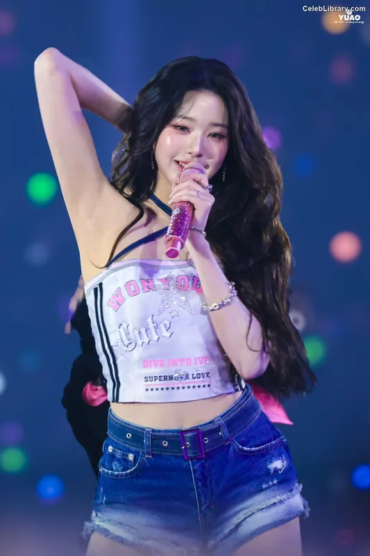 Jang Won-young  장원영 WONYOUNG photo 5 of 5846